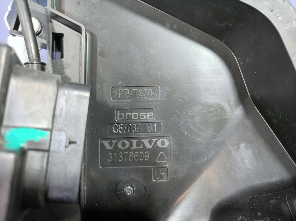 фото №4, Volvo s90 ii 16- замок двері перед лівий 6 pin 31349894