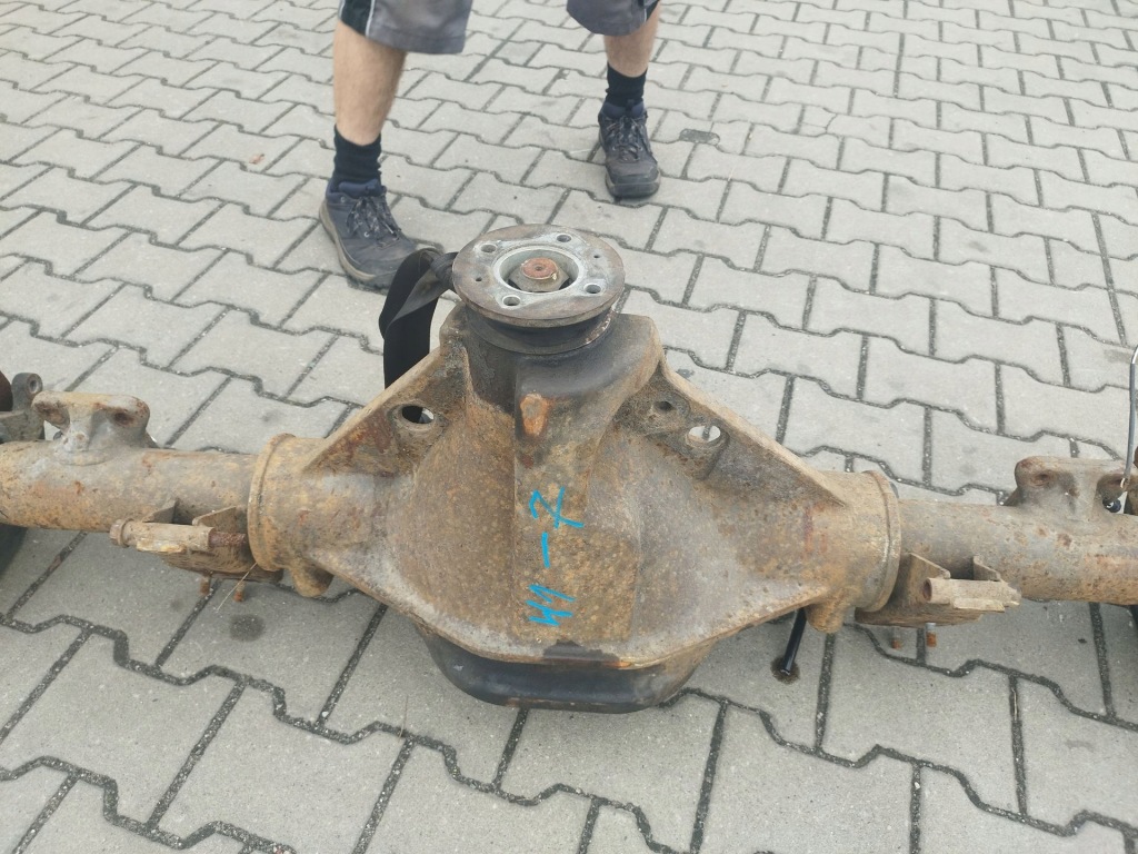 Задний мост дифференциал renault mascott 6.5 тоны 10 винт 41:7 41/7 Киев