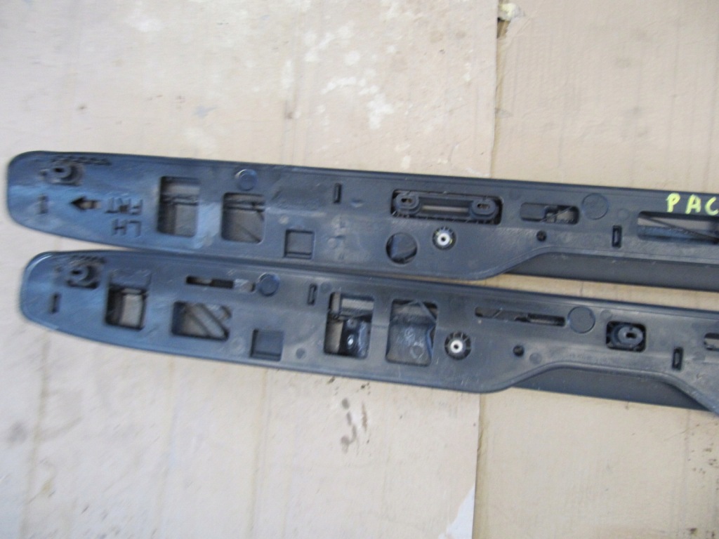 Chrysler pacifica 17- рейлінги дахові балка комплект  поперечини хром Ціна