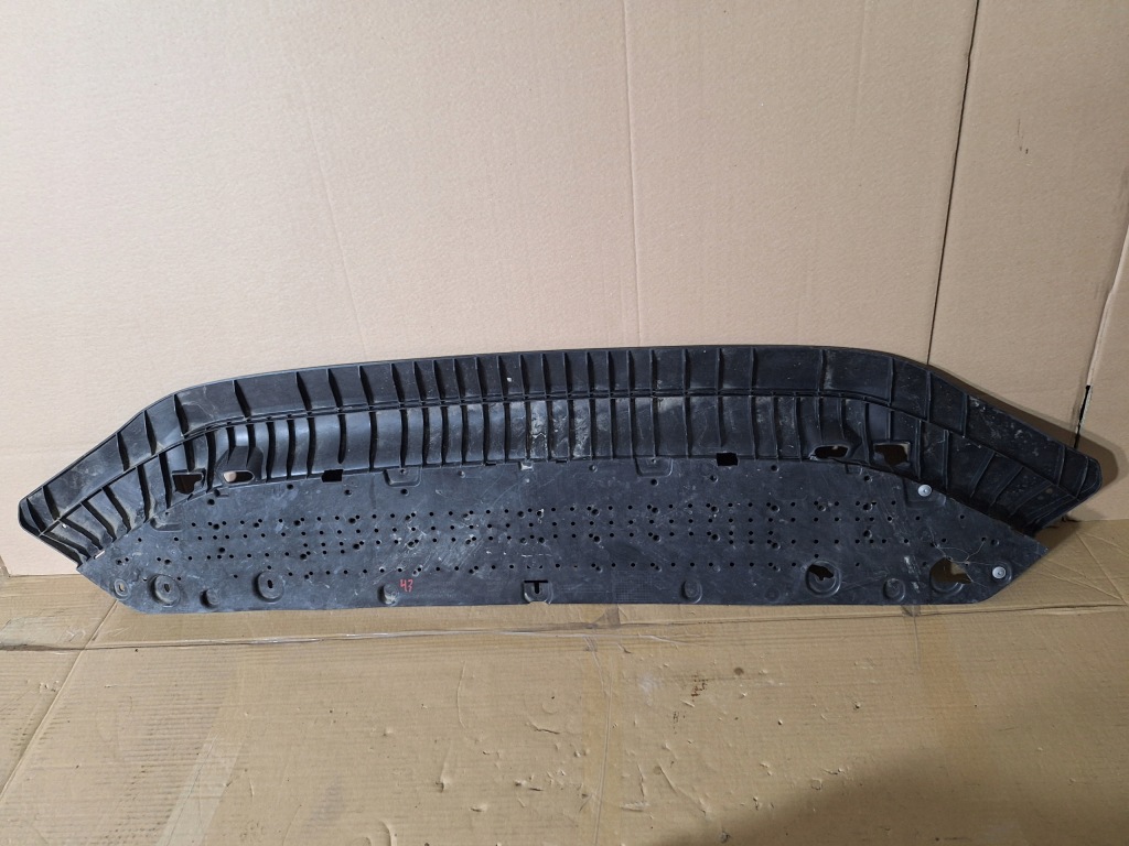 Купить Audi a4 b9 накладка плита бампера 8w0807611e