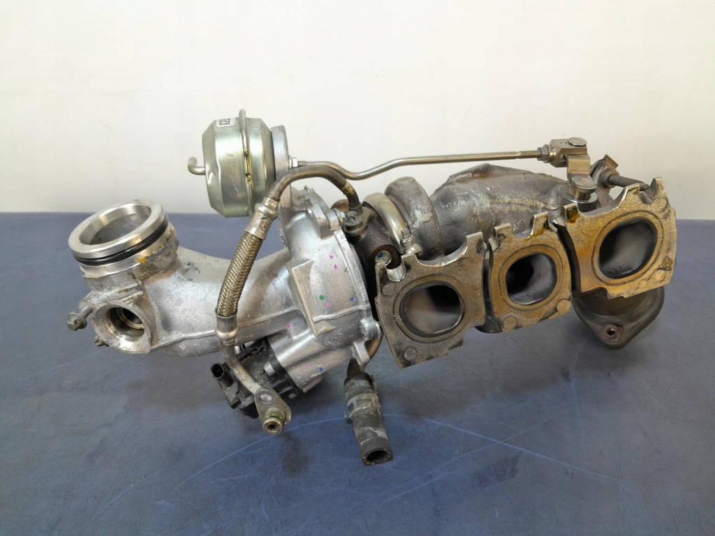 фото №1, Mercedes c43 amg w205 3.0 турбонагнетатель