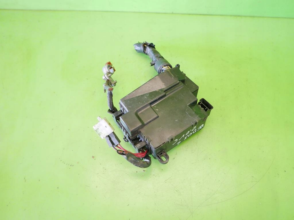 фото №7, Коробка запобіжників mazda xedos 6 2.0 v6 94-97