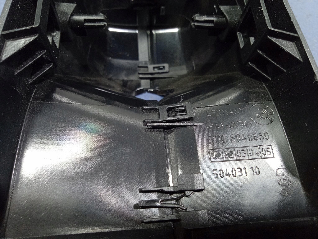 фото №4, Bmw x6 g06 защита пластиковая зеркало внутреннего 50403110