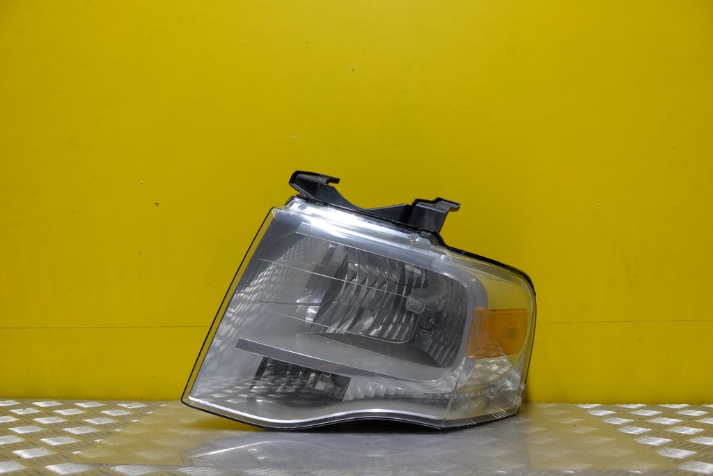 фото №1, Ford expedition 2007-2014 фара лампа l usa