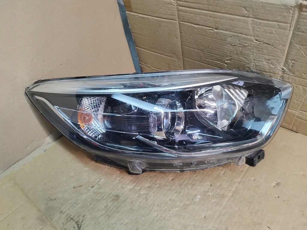 фото №1, Лампа права перед renault captur lift full led