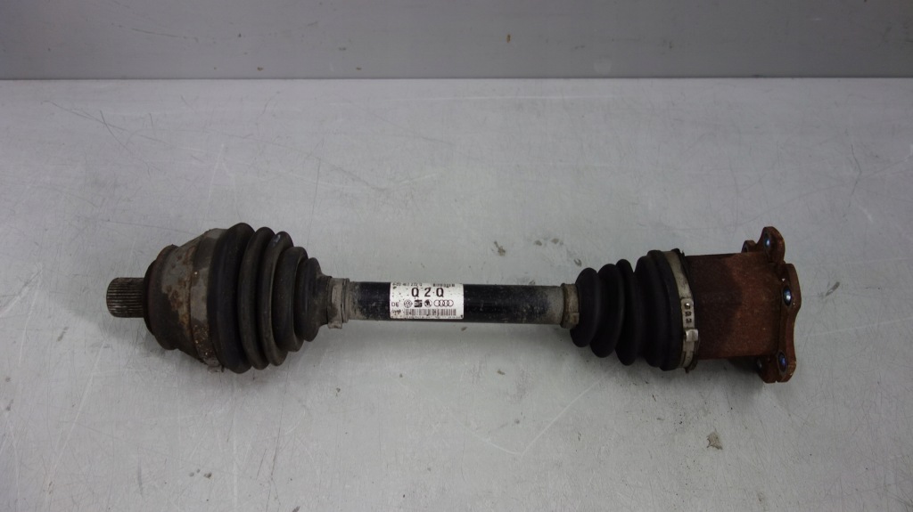 Купити Audi a8 d3 привідний вал права перед 4e0407272q