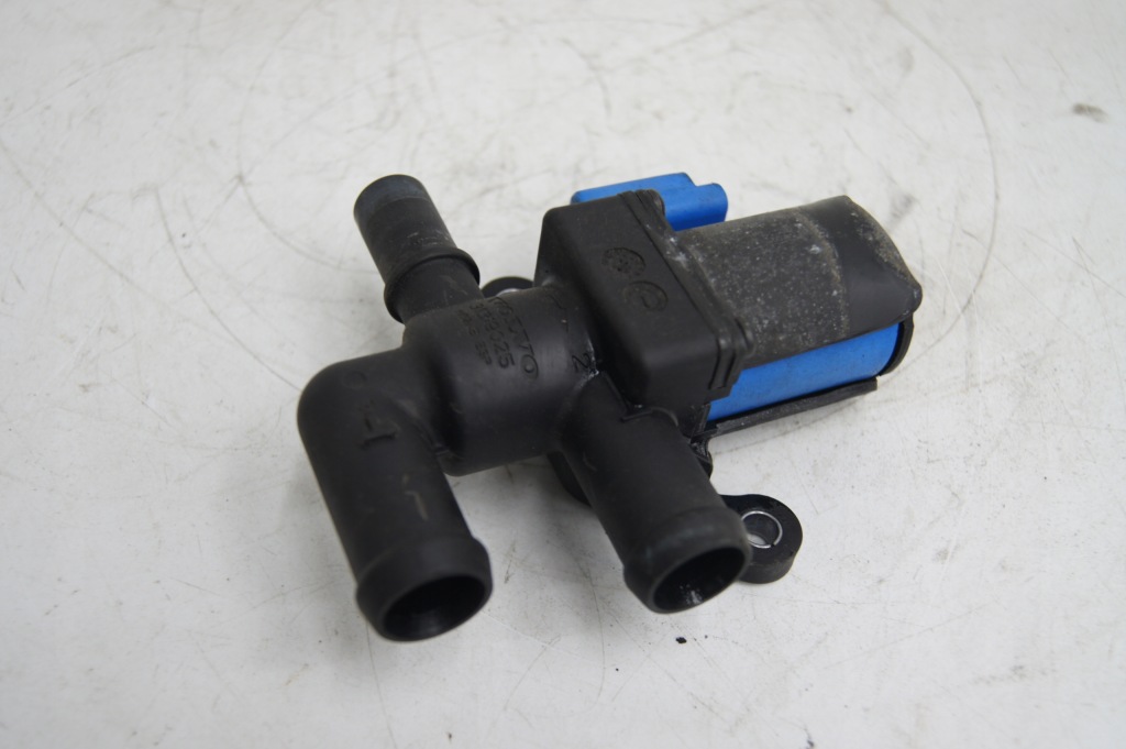 Купити Volvo v60 2.4 d6 електроклапан 31319025