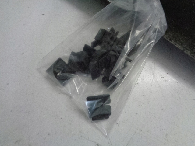 фото №3, Шумоизоляция капот jeep renegade 1.4 multiair механическая коробка передач przed lift 2017 rok