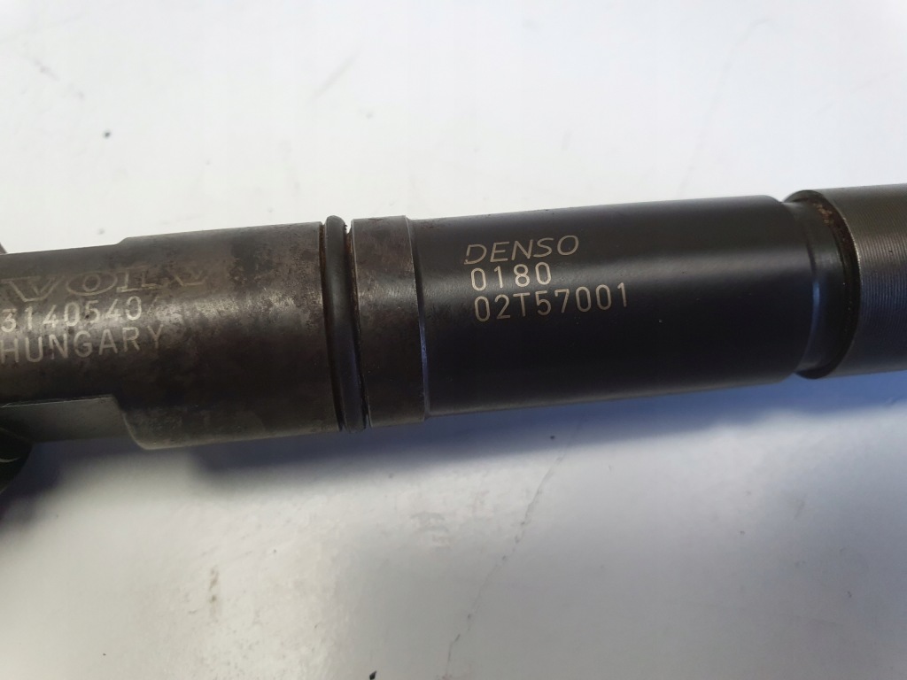 Volvo s60 ii v60 2.0 d4 форсунка инжектор 31405404 Доставка