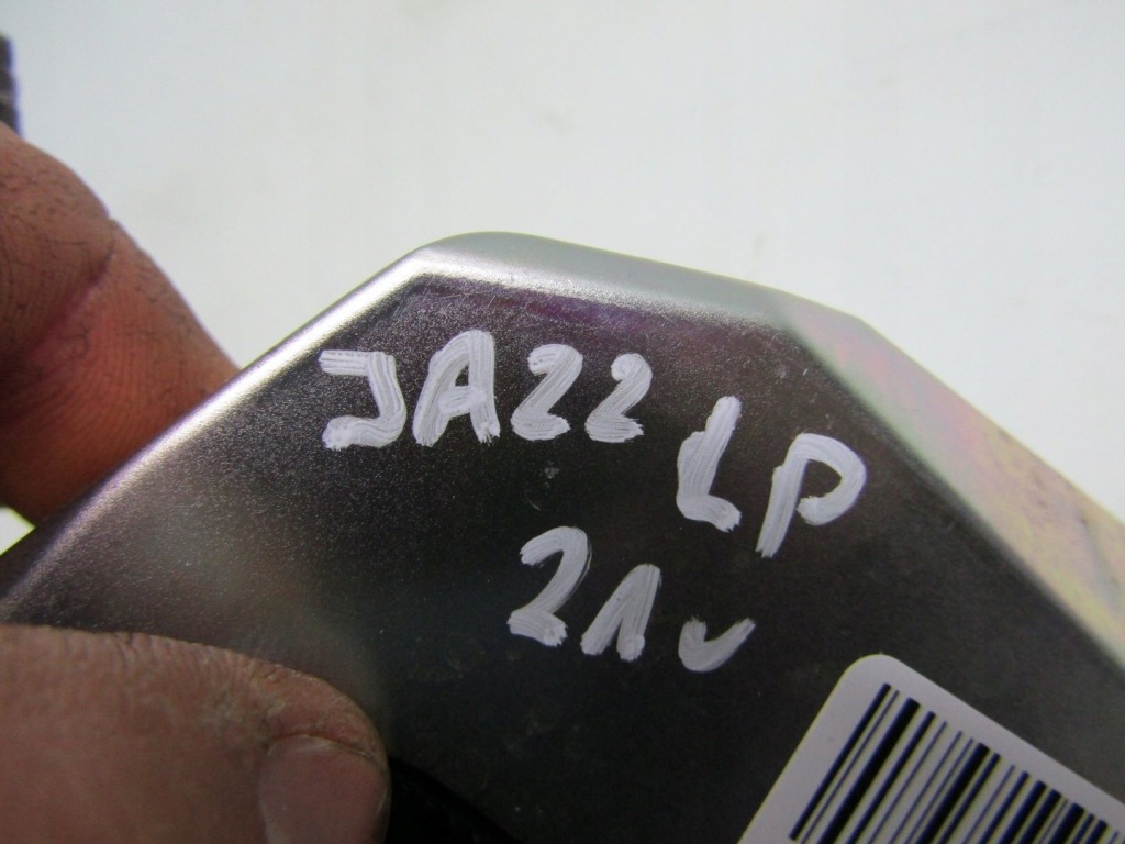 фото №9, Jazz v 21r замок двері лівий передній перед uk gb n04-12420