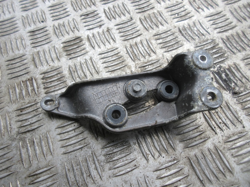 фото №1, Honda civic ix sedan 12-16 кронштейн насоса abs