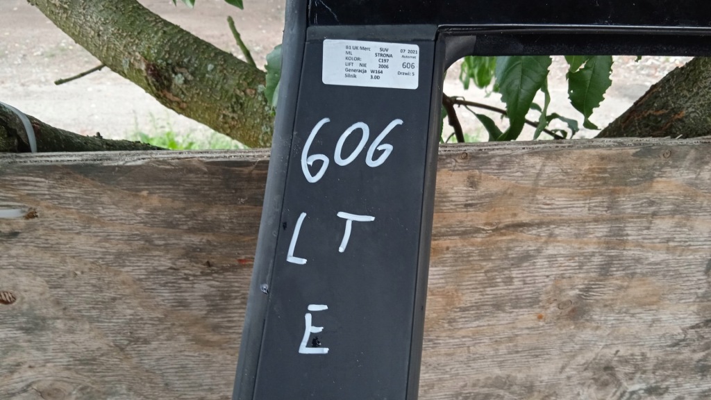 Mercedes w164 дверь задний  левый c197 к покраска Недорого