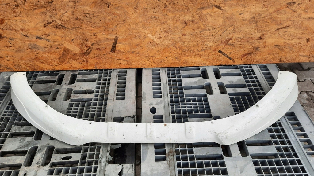 фото №1, Накладка бампера перед volvo xc60 30763412