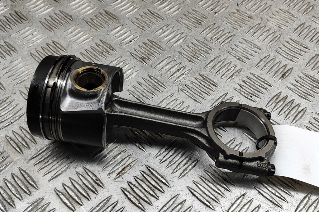 фото №5, Audi q5 fy 80a поршень с prętem łączącym 04l107065aq 2.0d 140kw 2020 24830091