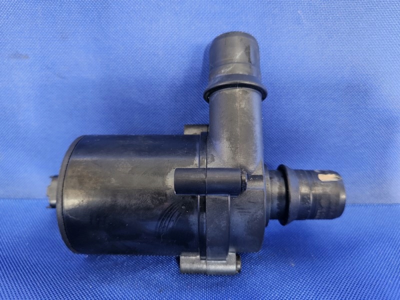 фото №2, Помпа wody toyota proace ii verso