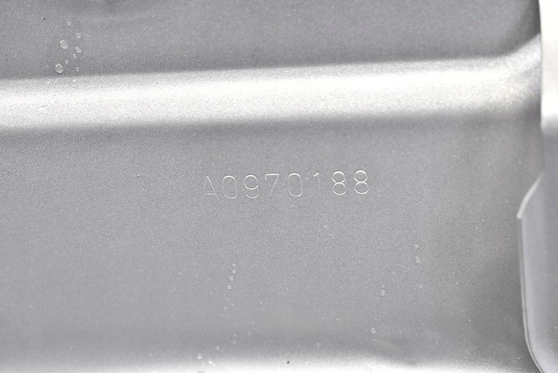 фото №16, Крышка багажника багажника задняя задняя серебристая peugeot 1007 05-09