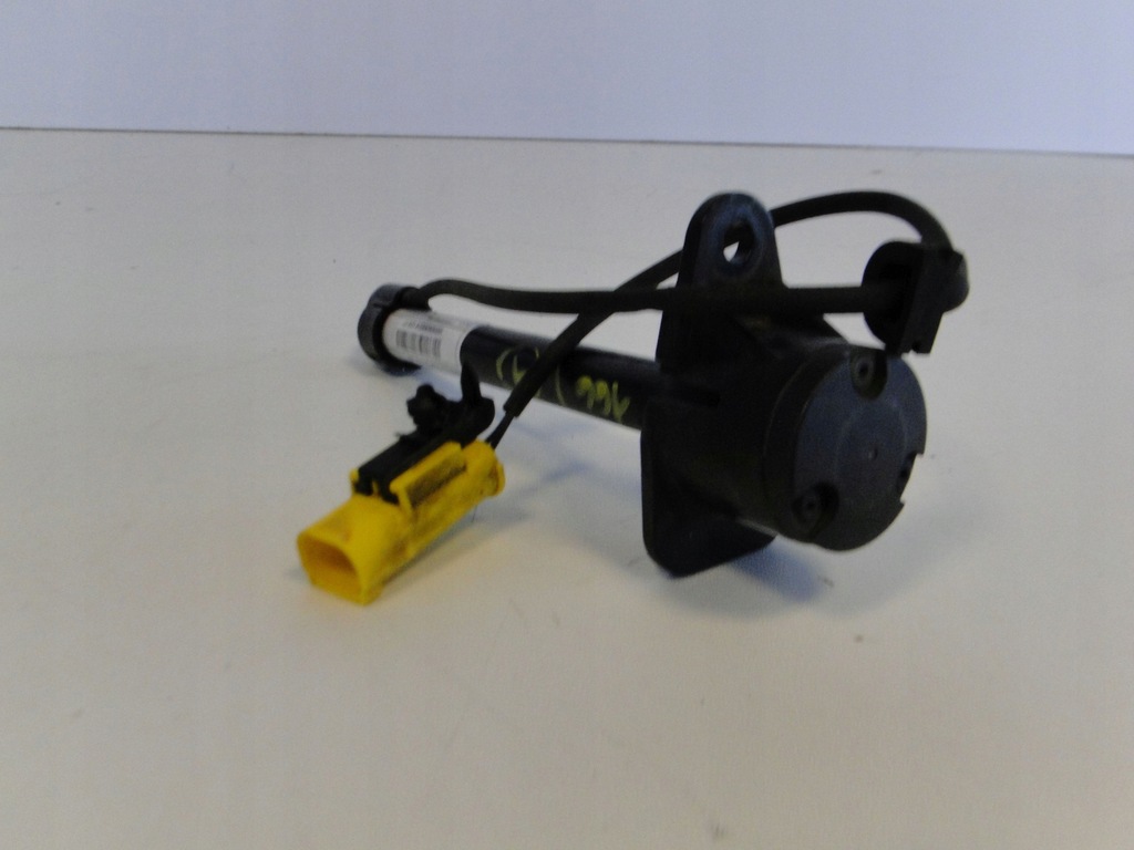 фото №7, Mercedes патрон піротехнічний капот a1669060002 ml gl gle gls 166 gle 292