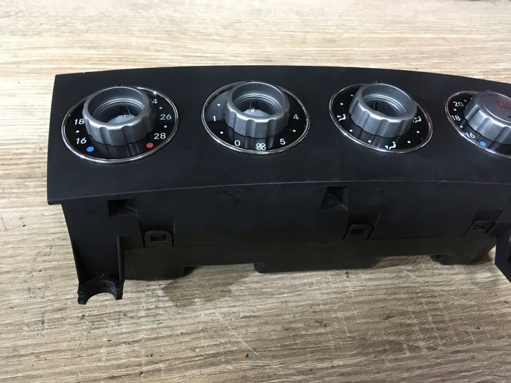 фото №7, 1718301385 панель кондиционера mercedes w171