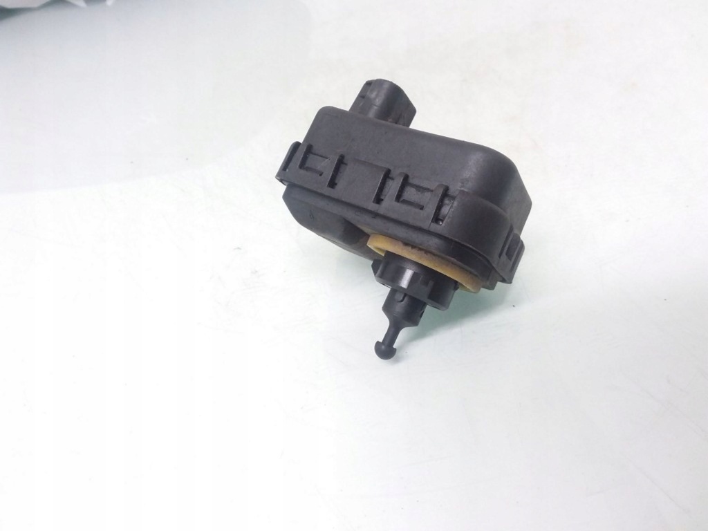 фото №1, 2000 opel zafira a моторчик регулювання лампа