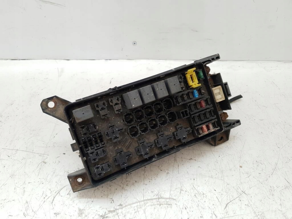 фото №1, Коробка предохранителей kia sorento i 2.5 crdi