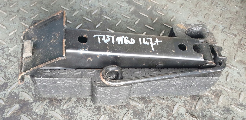 фото №1, Вкладыш домкрат ключ renault twingo i 7700845681