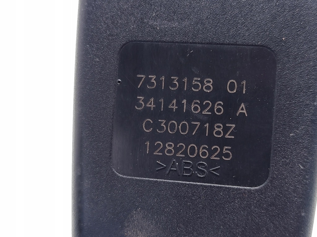 Bmw i8 пряжка заднего поперечина безопасности задняя левый 2018 coupe 2/3dr 7313158 с Разборки