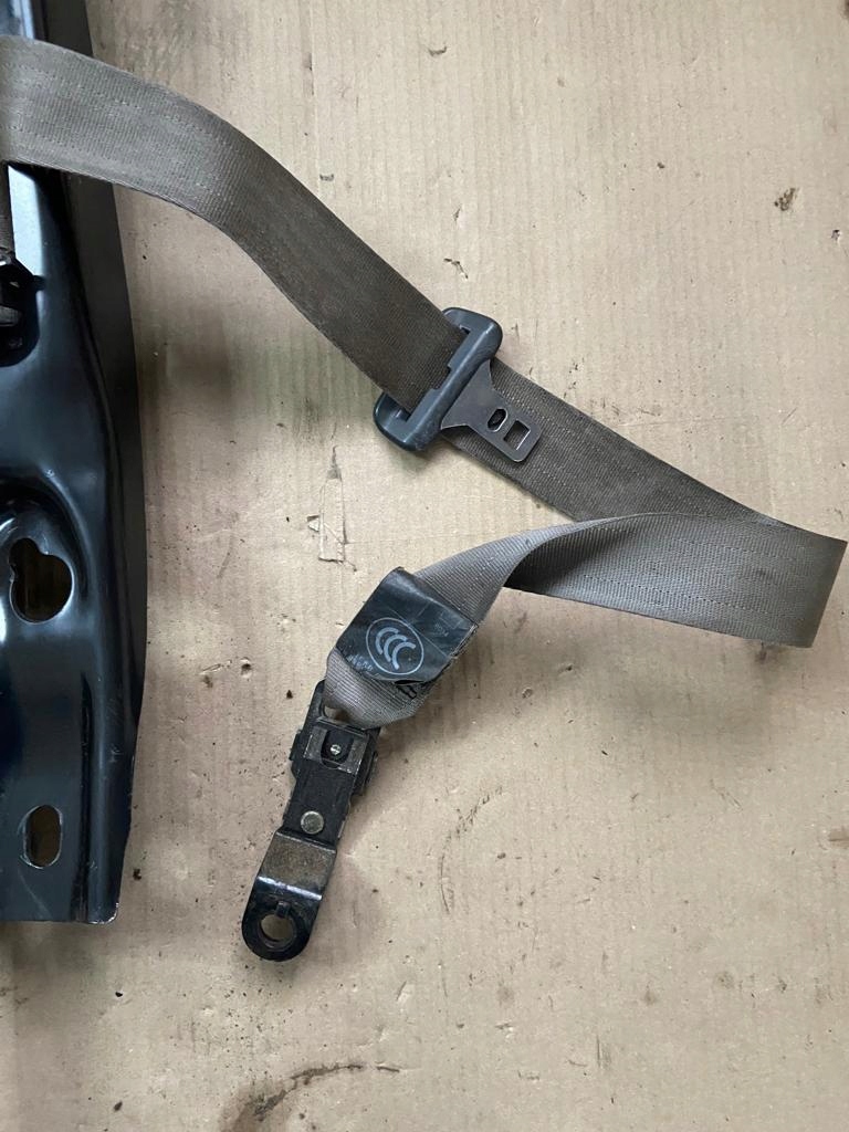 фото №7, Pas безпеки правий перед volvo xc90 2003-2014 w-wa