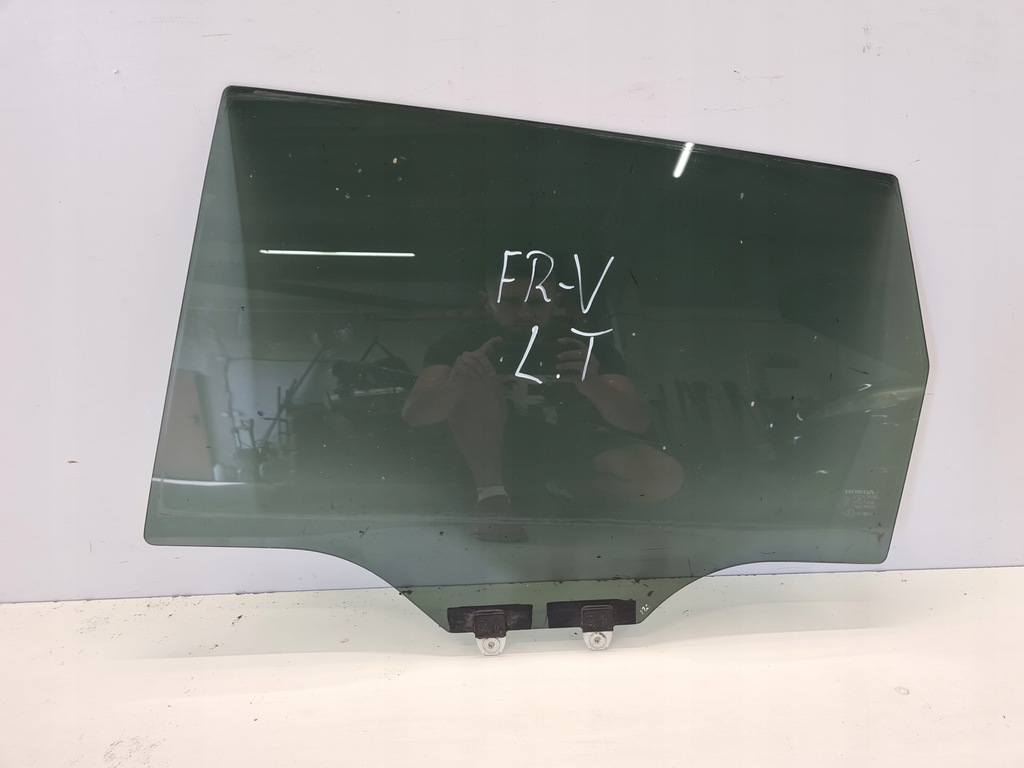 фото №1, Fonda fr-v стекло боковая дверь левый задняя