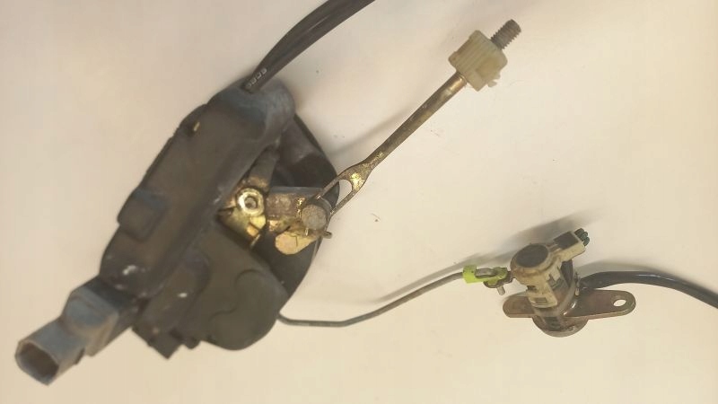 фото №6, Toyota supra mk iv замок дверь левых