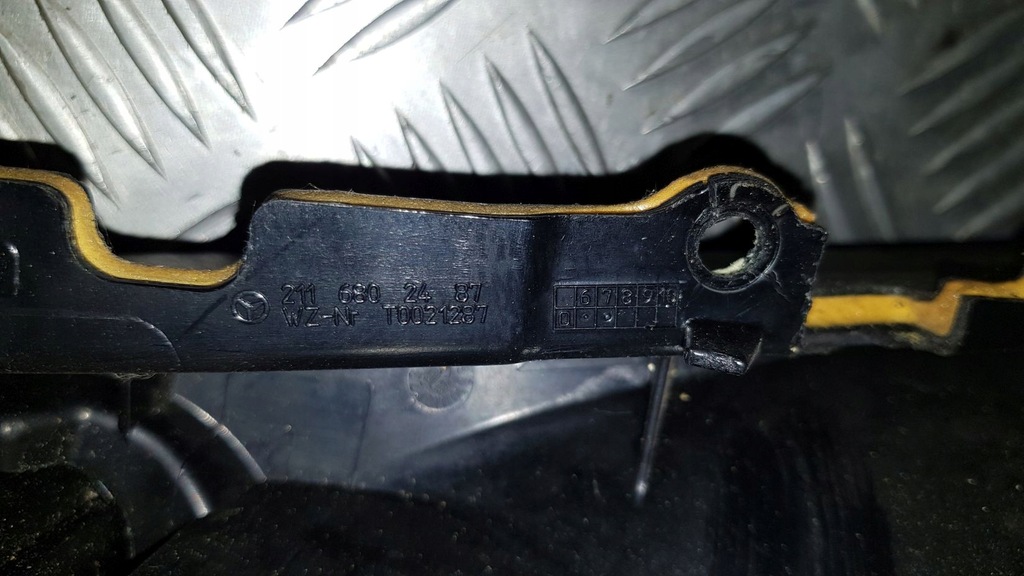 фото №9, Mercedes e w211 бардачок панелі пасажира консолі eur