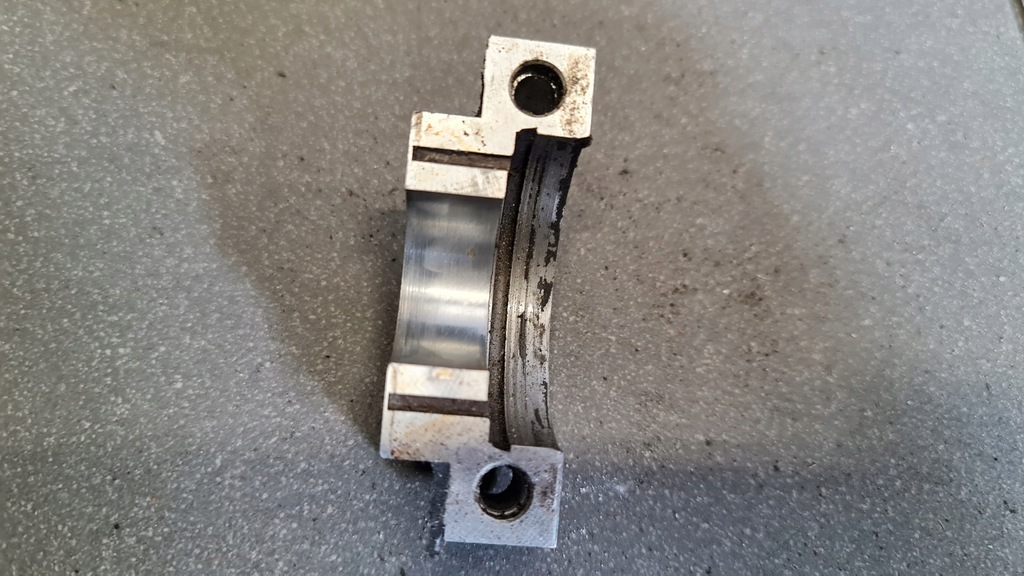 фото №4, Опора подножка вала audi a8 d2 бензин 078457l