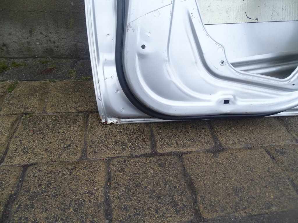 фото №8, Skoda yeti 5l0 - двері задні праве