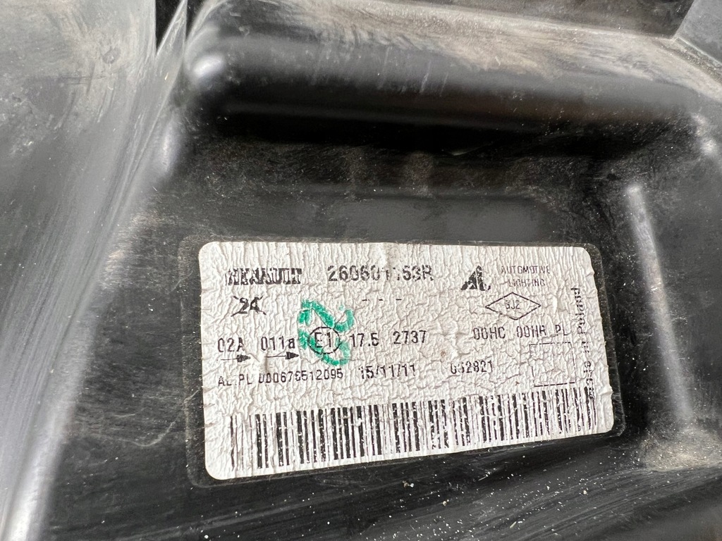 фото №11, Dacia duster i лампа левый перед левая передняя 260601153r