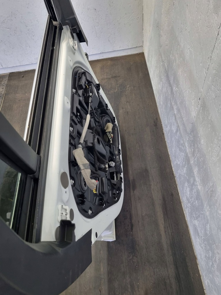 фото №9, Volvo xc90 ii дверь левая задние левый задняя лак 707 idealne