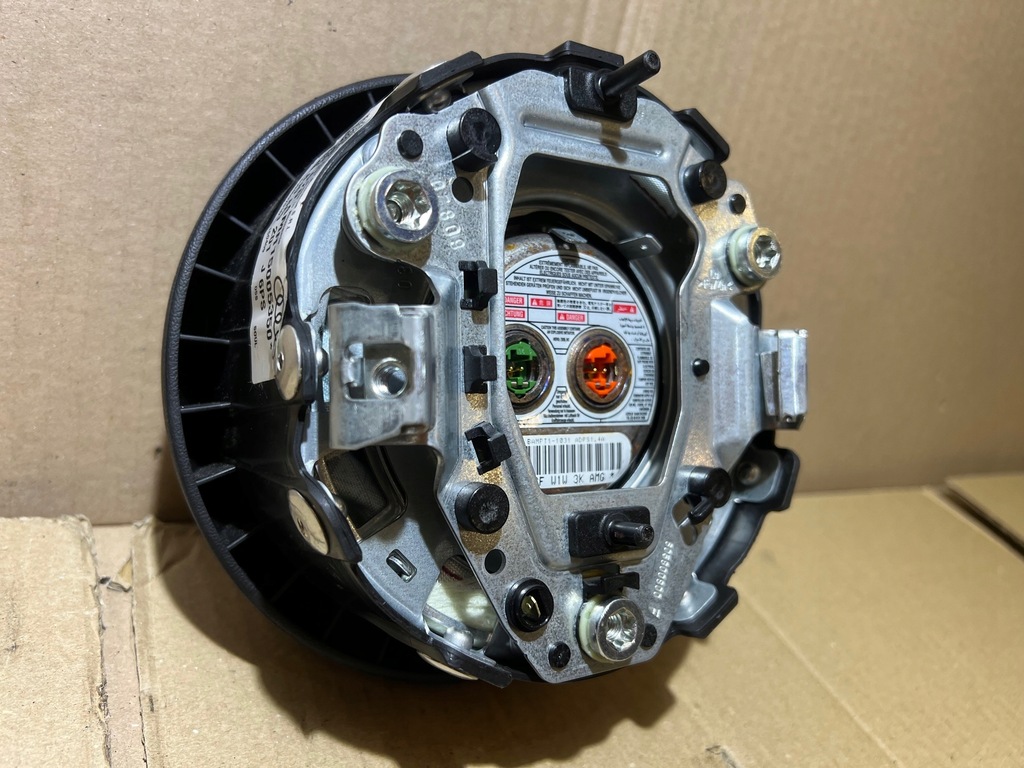 фото №7, Audi tt 8j s3 rs3 a3 8p подушка повітряна подушка безпеки водія soul 8j0880201j