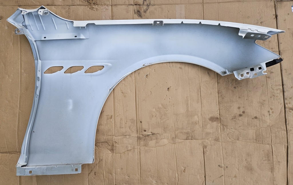 Левое  передний перед крыло  maserati quattroporte vi 6 m156 оригинал Оригинал