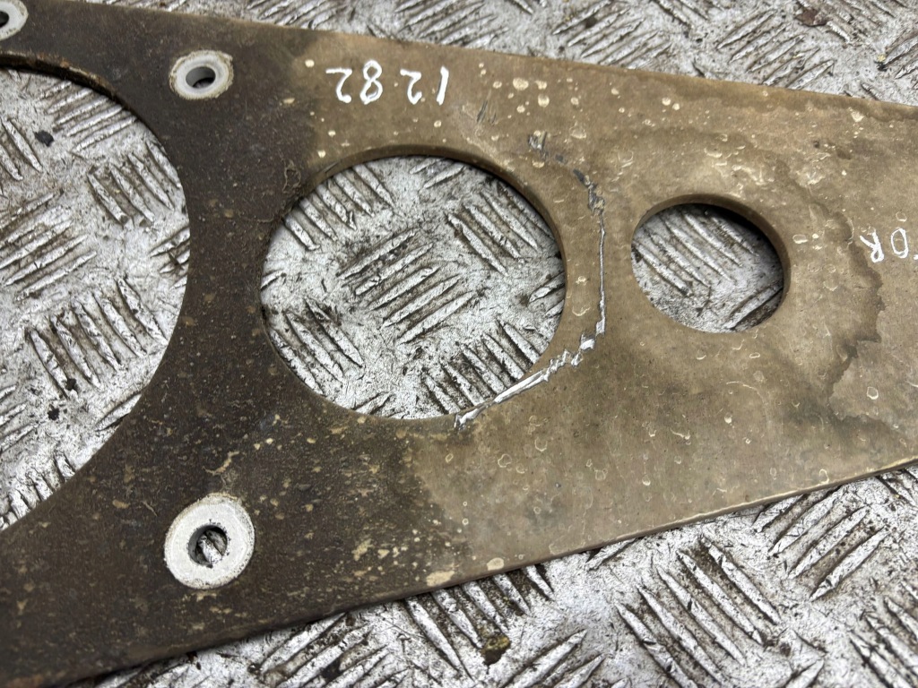 Rolls-royce silver spur 1987 кронштейн заднього диференціал Київ