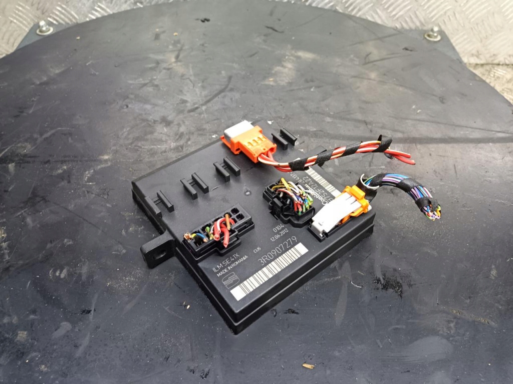 фото №1, Seat exeo kombi блок управления модуль света led 3r0907279