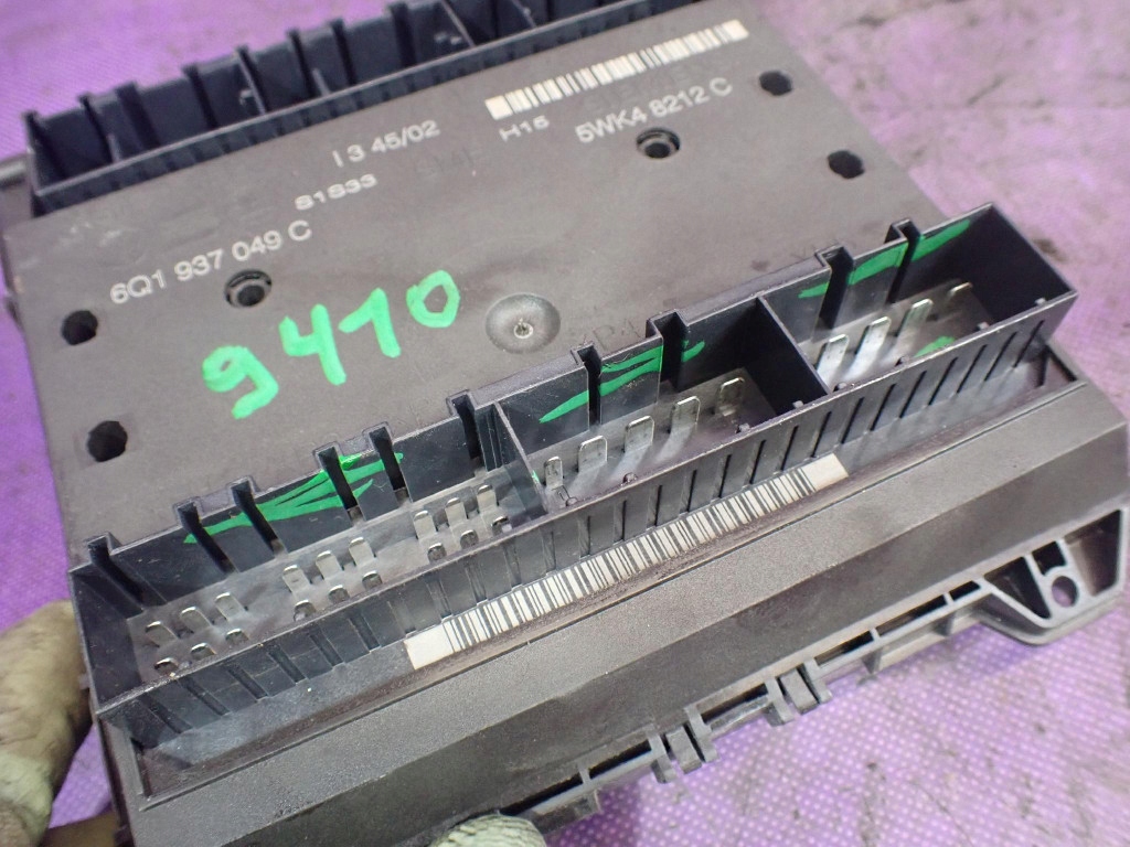 фото №5, Vw polo iv 9n 01-05 1.2 коробка предохранителей 6q1937049c