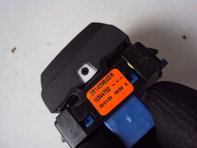 фото №5, Панель кнопка renault twingo iii ze lift