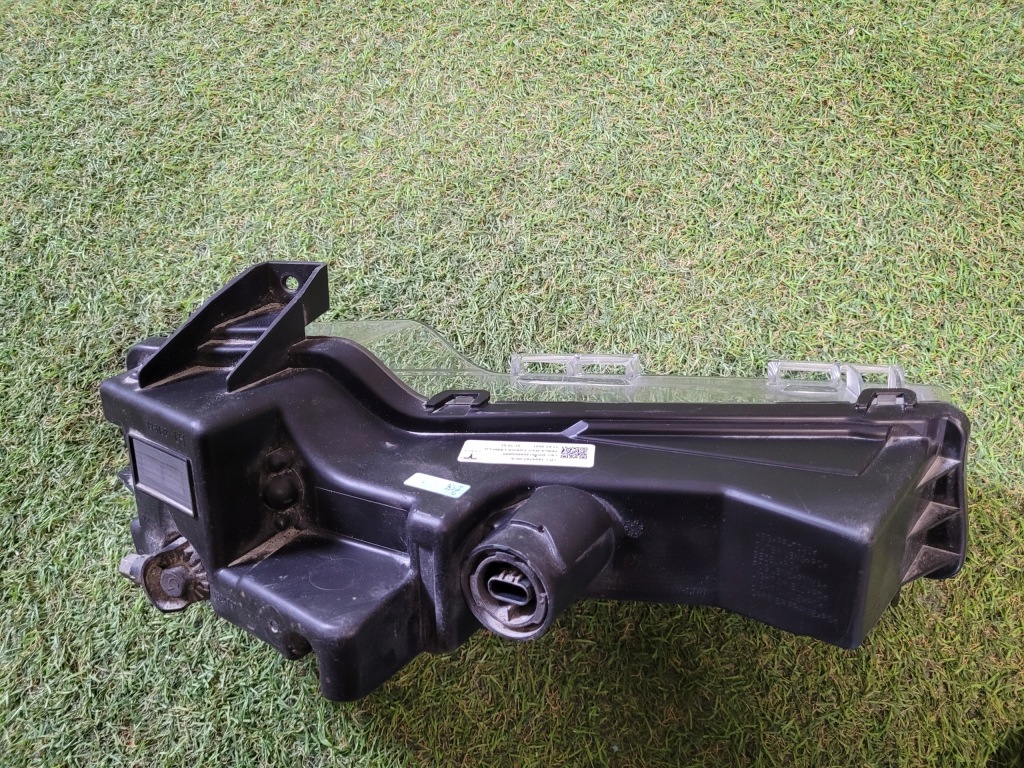 Tesla model 3 y противотуманная фара led левый 1624797-00-a в Украине