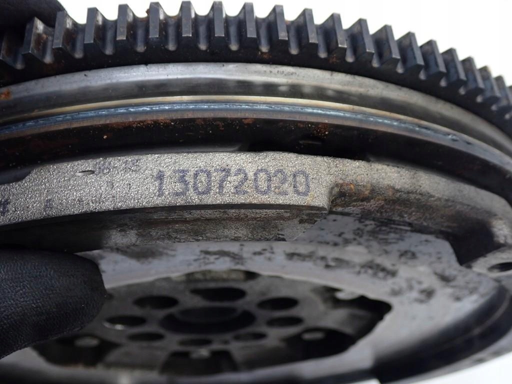 Сцепление полный двухмассовый маховик nv300 fiat talento renault trafic iii 2.0dci 20r Недорого