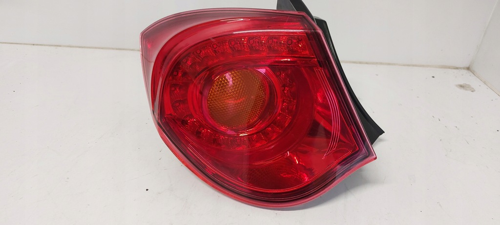 фото №4, Alfa romeo giulietta лампа левая задняя led