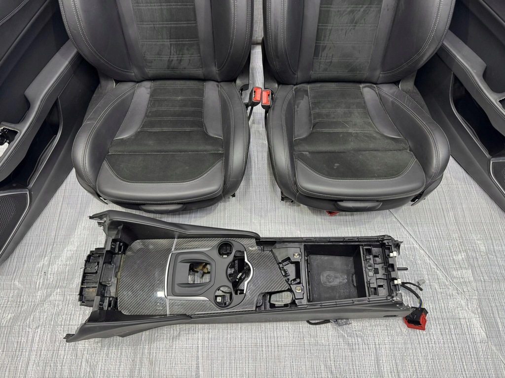 фото №6, Сиденья заднее сиденье обшивки подлокотник туннель alfa romeo giulia quadrifoglio qv