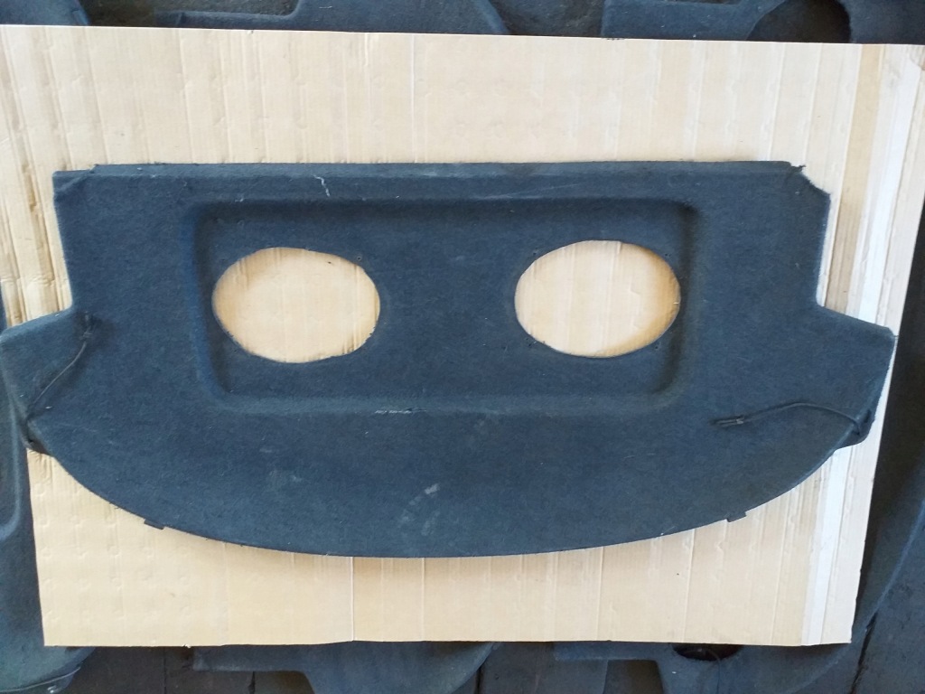 фото №1, Toyota celica v 5 полка багажника