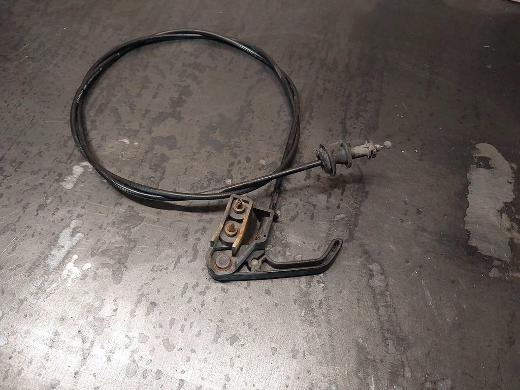 фото №9, Ручка / кронштейн трос відкривання капот volkswagen transporter t4 192823533
