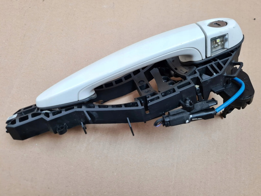 2015 bmw 3 gt f34 наружная ручка дверь передних 1738054901 Оригинал