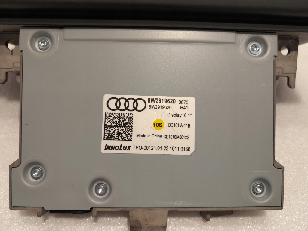 Купить Audi a4 b9 рестайлинг  экран дисплей центральный навигация 8w2919620