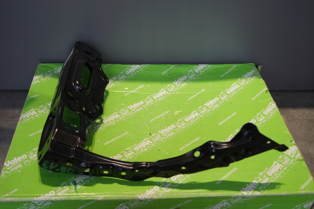 фото №4, Панель фари поперечина lexus is ii lift лівий 2008-2013