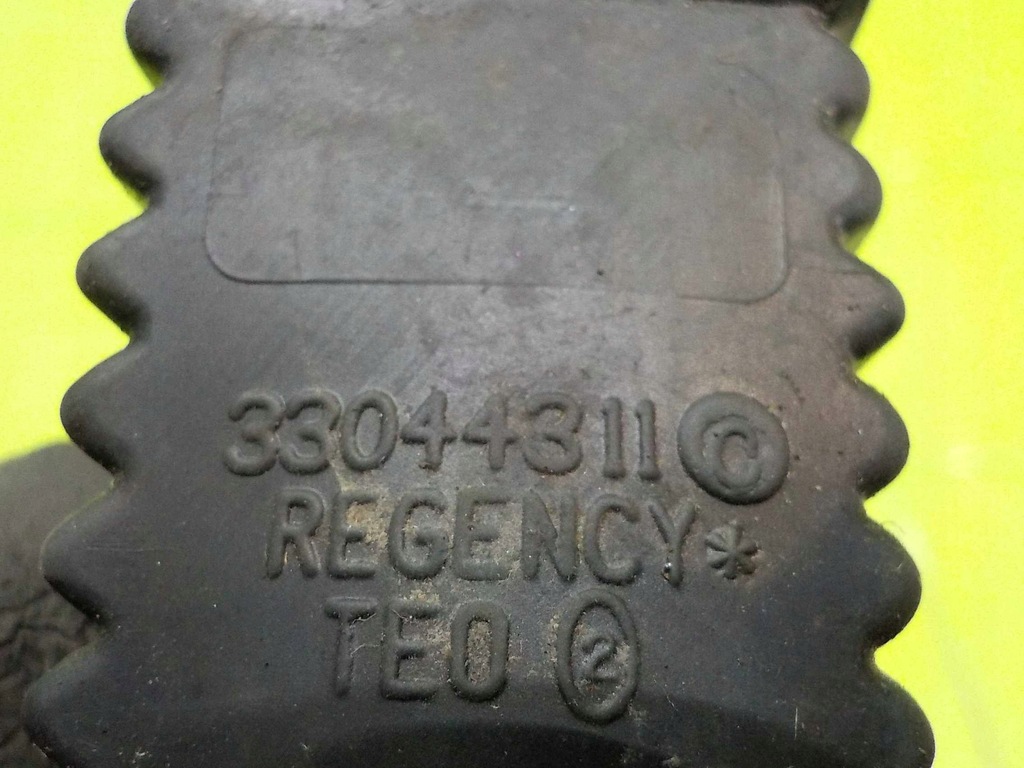 фото №5, Mercedes r w251 07r натягувач кліпса поперечина ліва перед a2518600369